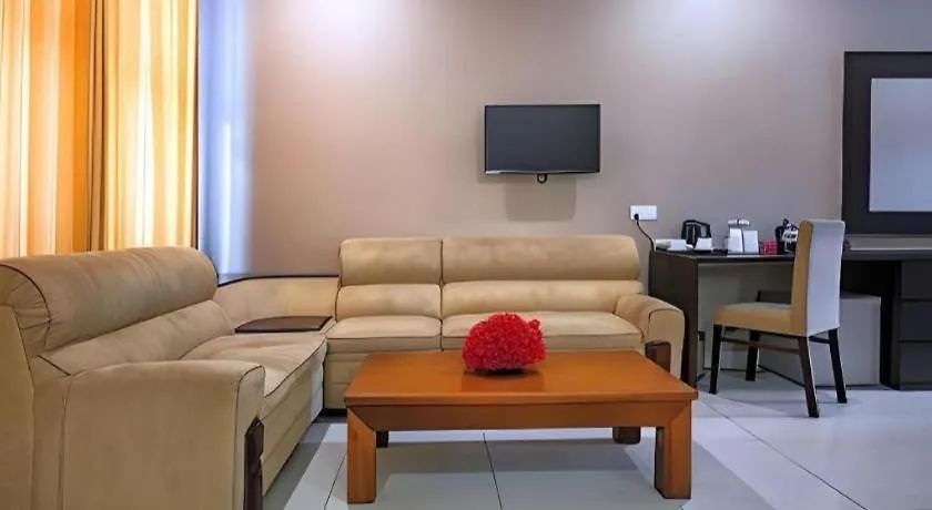 Full Moon Garden Hotel Negombo