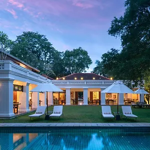 https://taru-villas-kandy.kandyhotelsnow.com