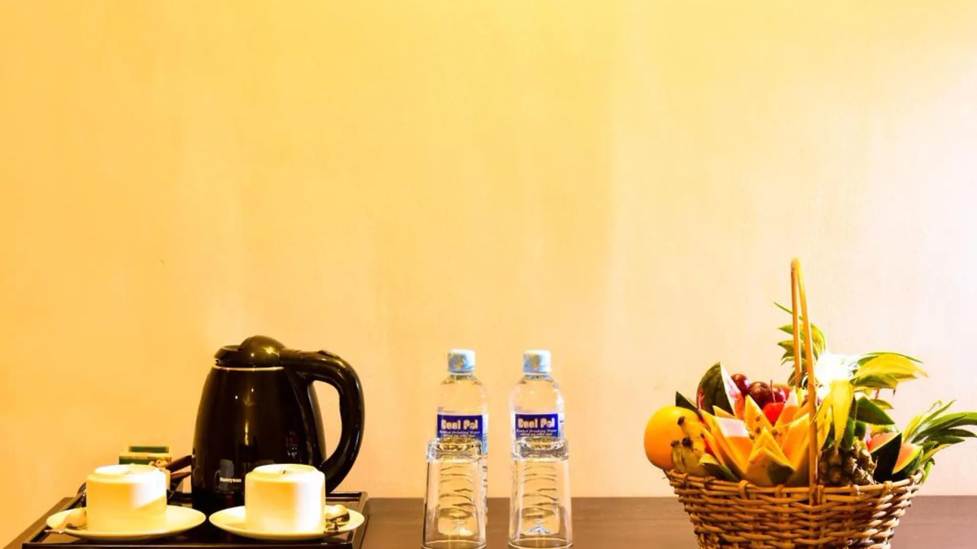 Full Moon Garden Hotel Negombo 4*,